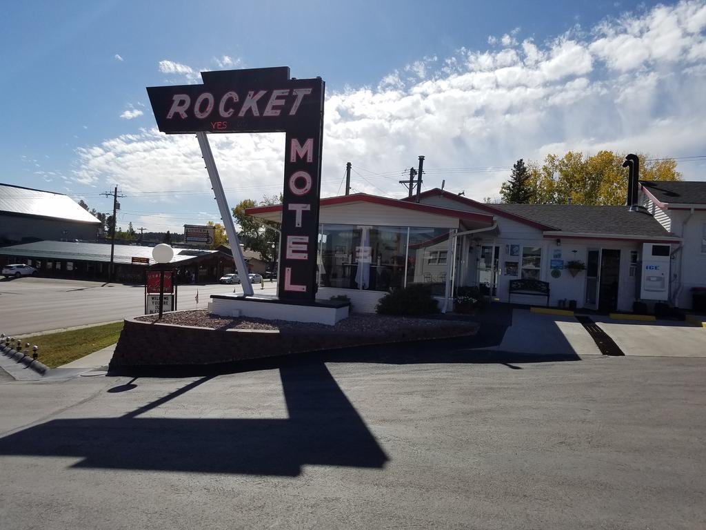Rocket Motel Custer Dış mekan fotoğraf